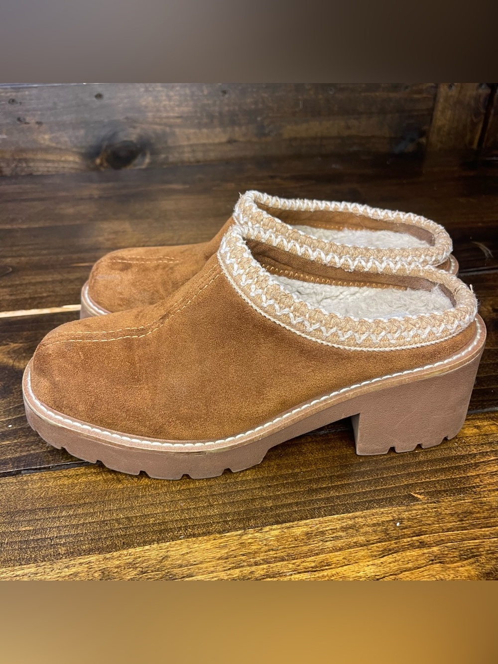 Steve Madden Brixtin Clogs Womens 8 SlipOn Platform Heels Faux Fur Lined Boho